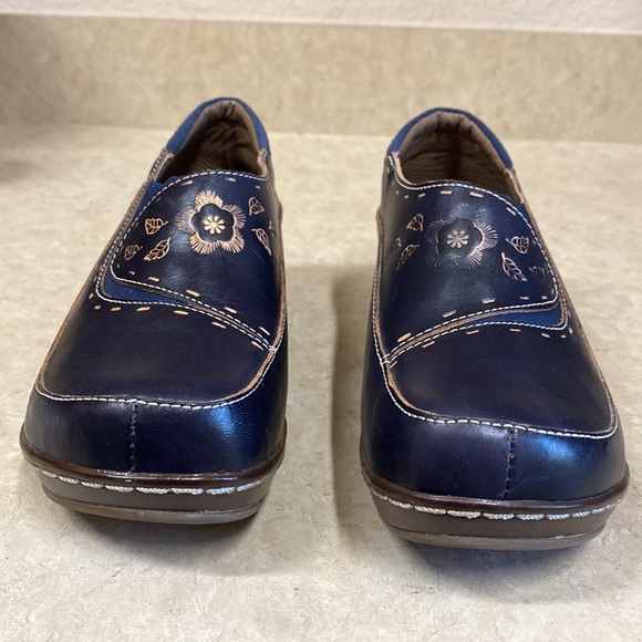 Spring Step L’ Artiste Navy Painted Floral Design Slip On Wedge - Picture 3 of 12